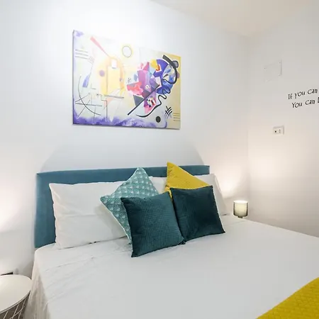 Apartment Yhellow Smart Apt With Netflix & Alexa Bari